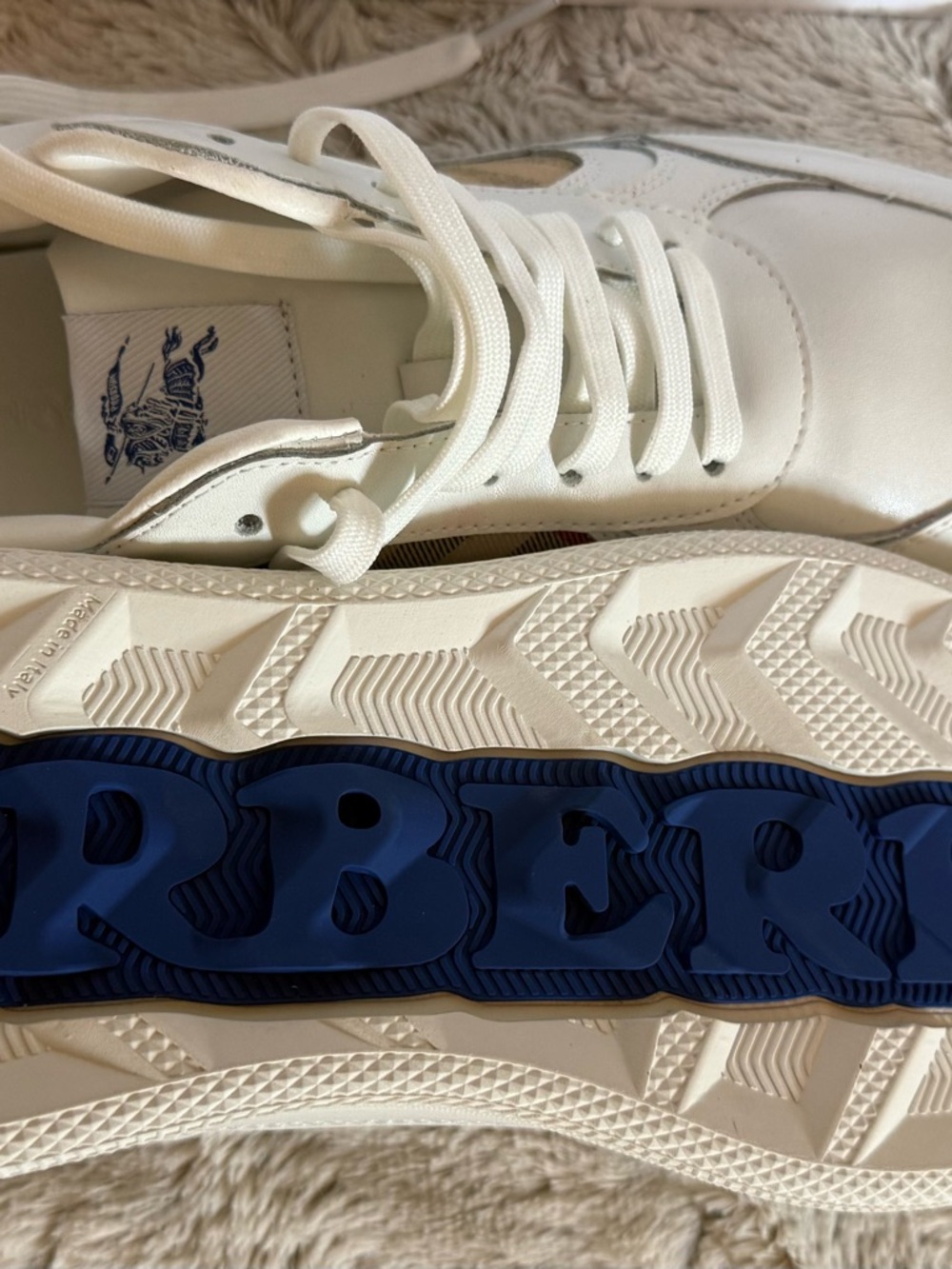 Burberry White Leather Sneakers with Subtle Blue Logo - Picture 4 of 7